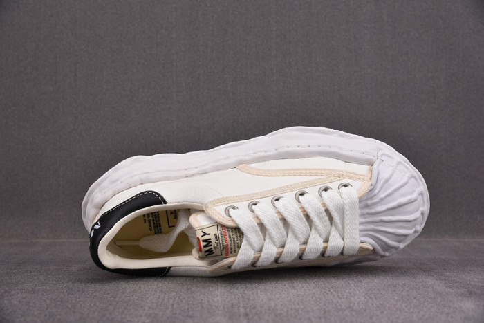 MAISON MIHARA YASUHIRO SNEAKER MMYS04