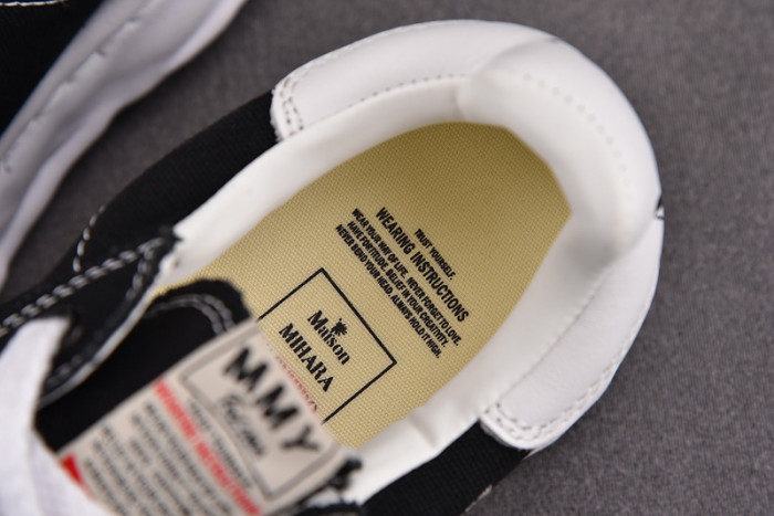 MAISON MIHARA YASUHIRO SNEAKER MMYS15