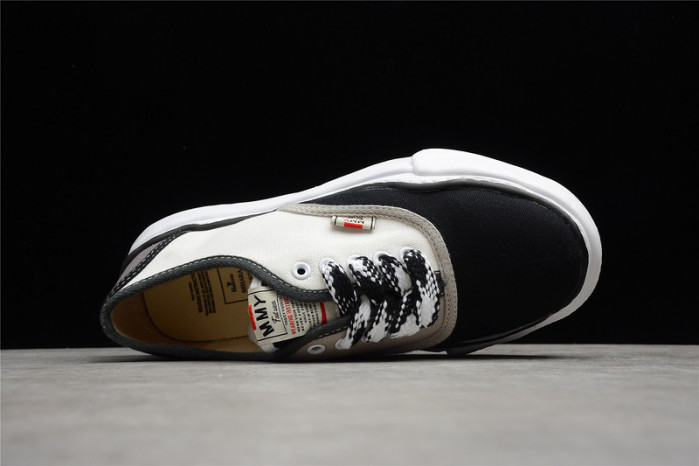 MAISON MIHARA YASUHIRO SNEAKER MMYS52