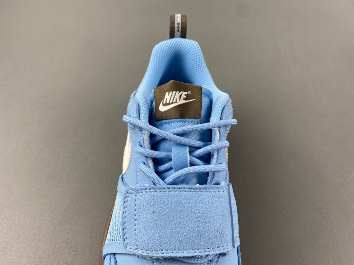 Nike Zoom Field Jaxx SP Travis Scott HQ3072-400