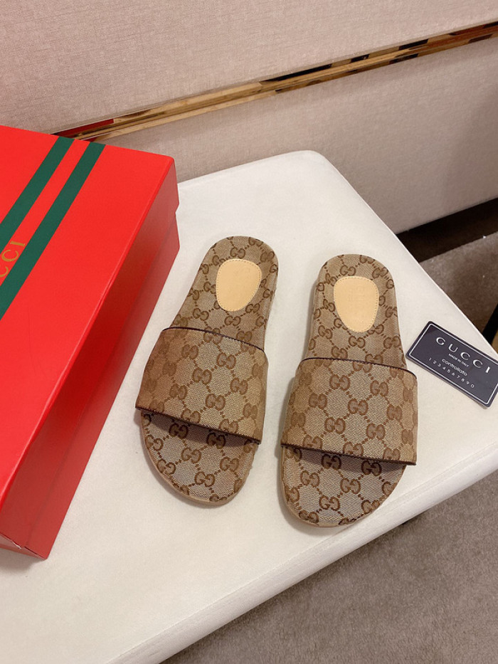 Gucc* Sandal135