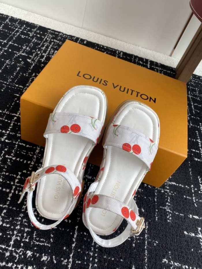 L&V sandal 239