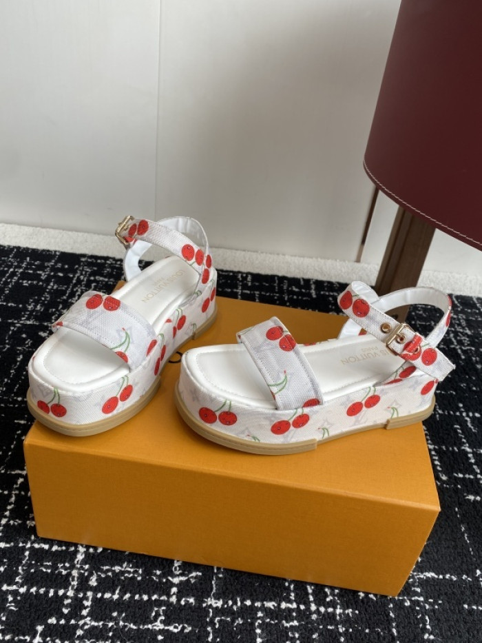 L&V sandal 239