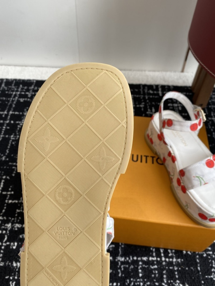 L&V sandal 239
