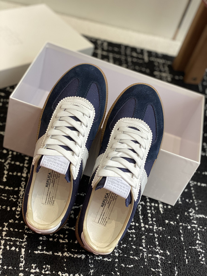 MAISON MARGIELA CALFSKIN S57WS0317