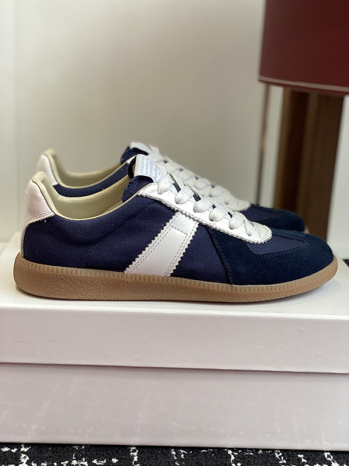 MAISON MARGIELA CALFSKIN S57WS0317