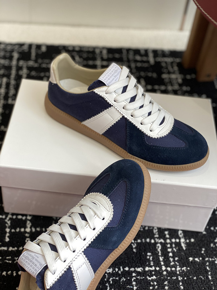 MAISON MARGIELA CALFSKIN S57WS0317