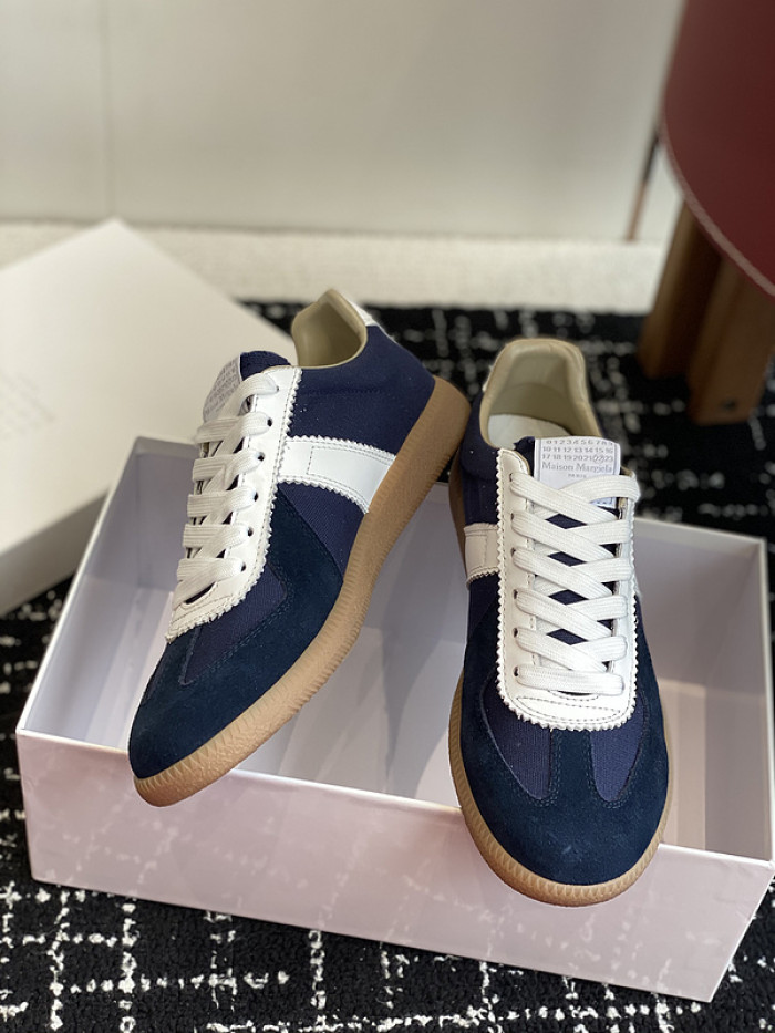 MAISON MARGIELA CALFSKIN S57WS0317