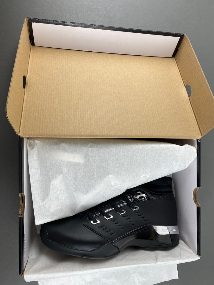 Air Jordan 17 OG Low Black Chrome 2024 303891-004
