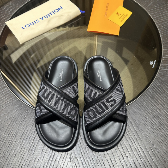 L&V sandal 135