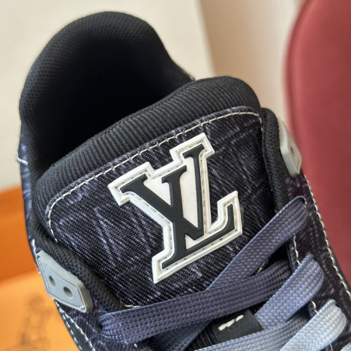 LV snekaers L0000459
