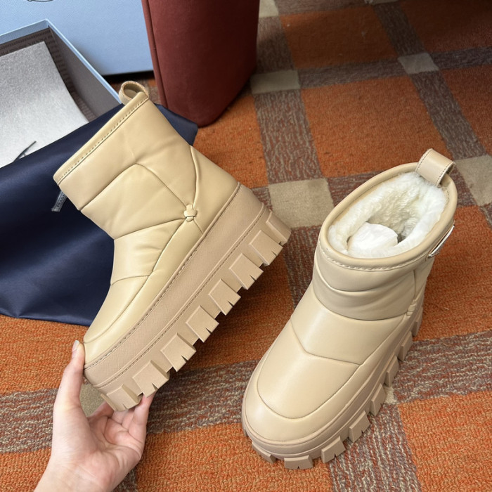 PRAD* boots P130
