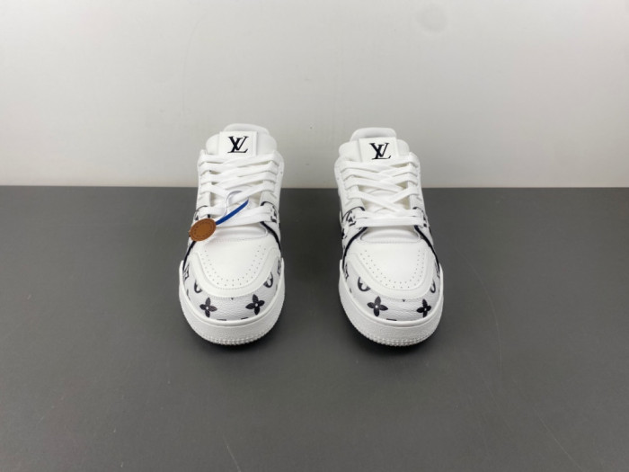 LV snekaers L0000561
