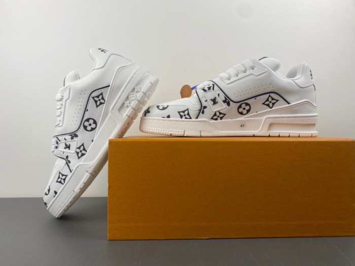 LV snekaers L0000561