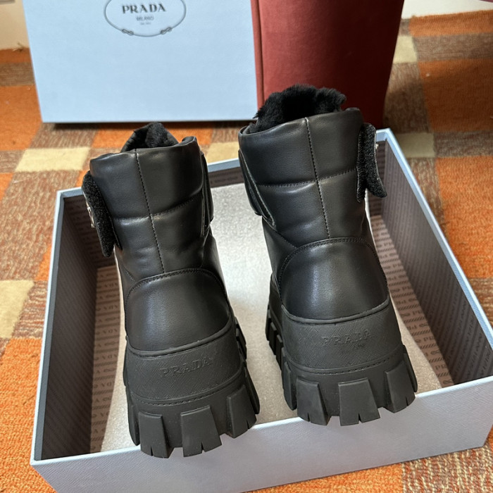 PRAD* boots P127