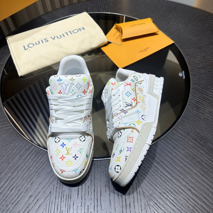 LV snekaers L0000496