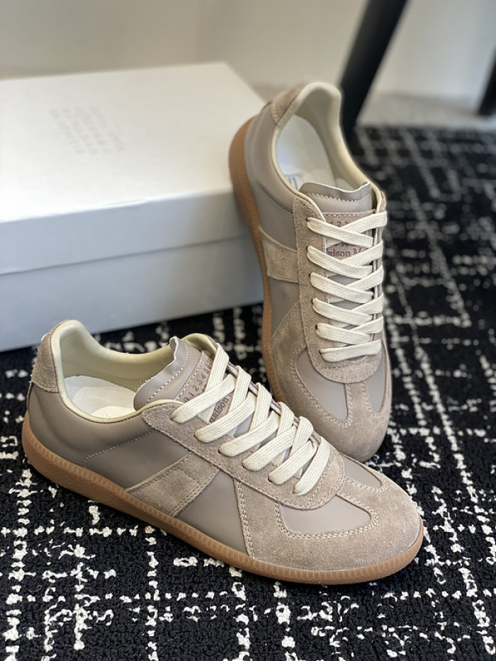 MAISON MARGIELA CALFSKIN S57WS0263