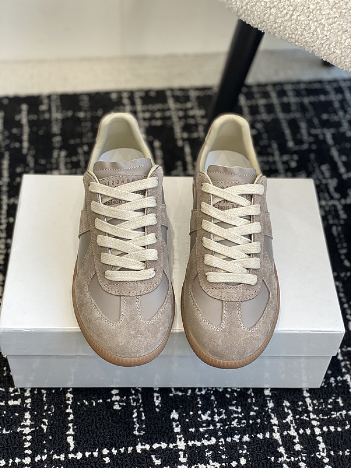 MAISON MARGIELA CALFSKIN S57WS0263