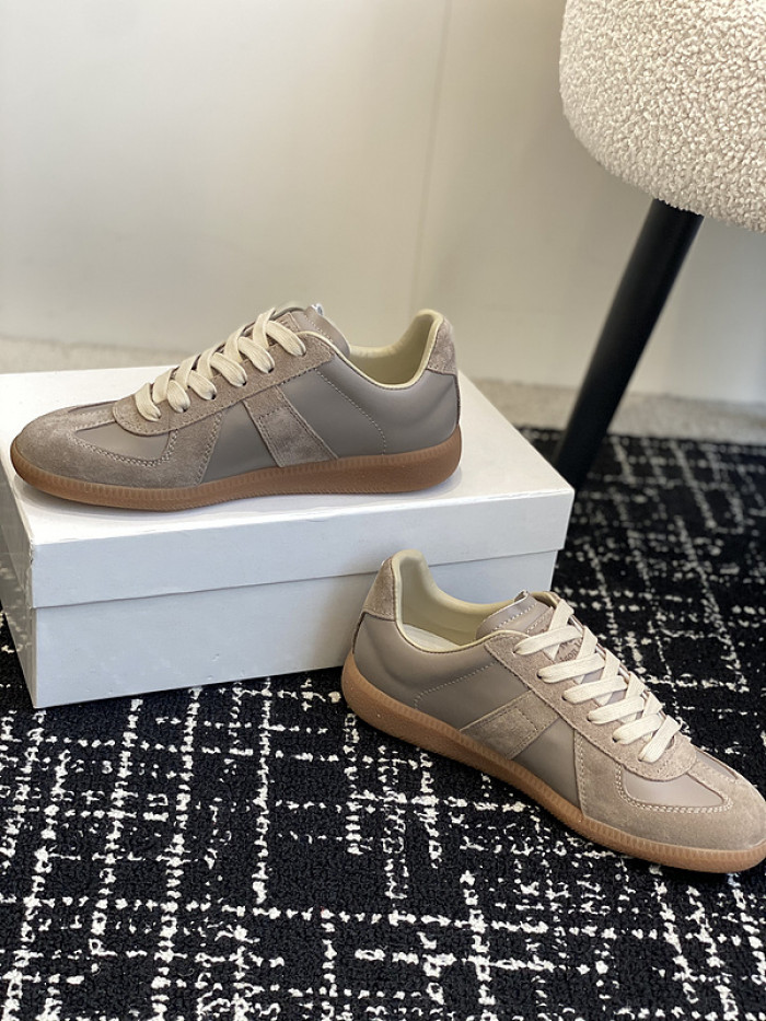 MAISON MARGIELA CALFSKIN S57WS0263