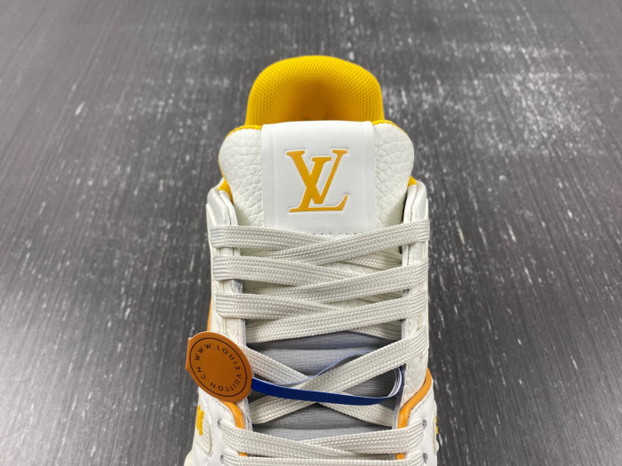 LV snekaers L0000530
