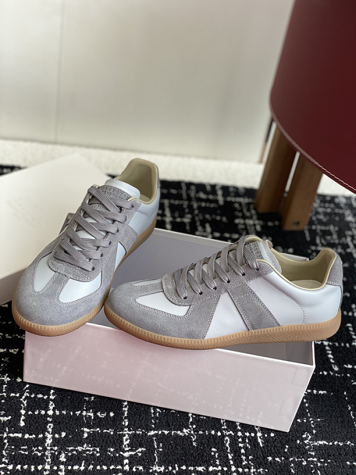 MAISON MARGIELA CALFSKIN S57WS0320