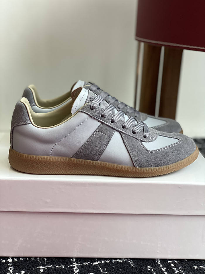 MAISON MARGIELA CALFSKIN S57WS0320