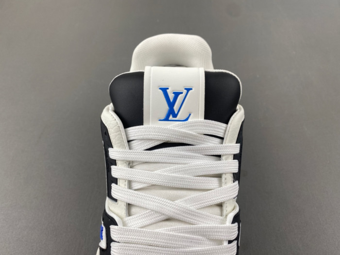 LV snekaers L0000598