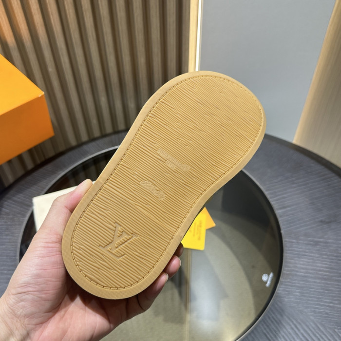 L&V sandal 120
