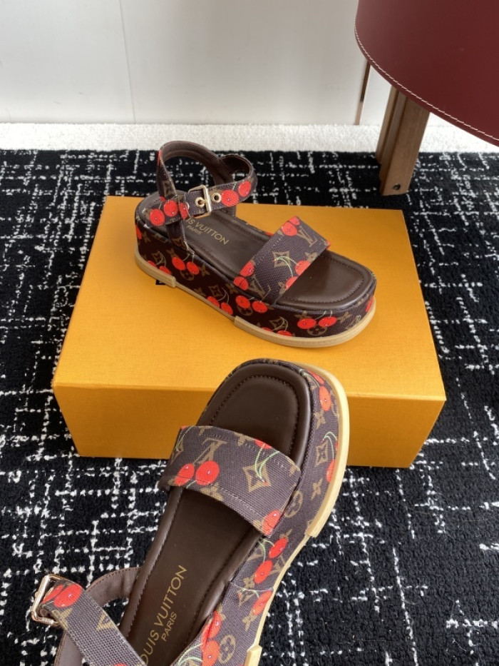 L&V sandal 236