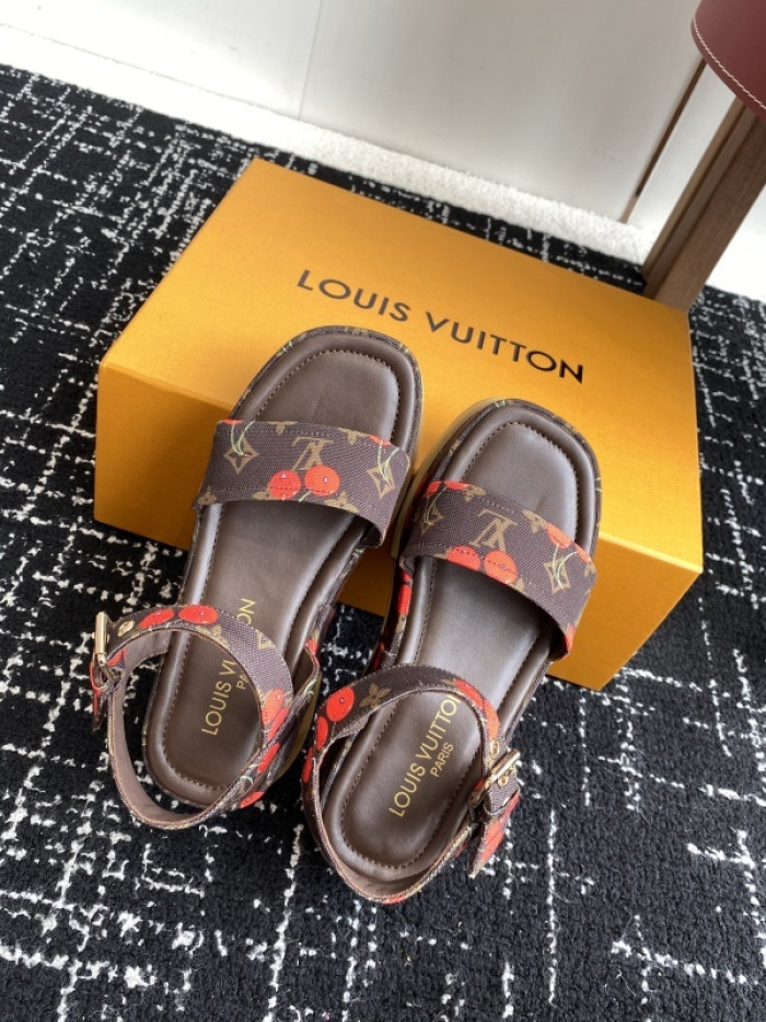 L&V sandal 236