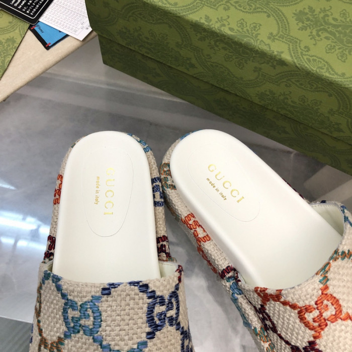 Gucc* Sandal146