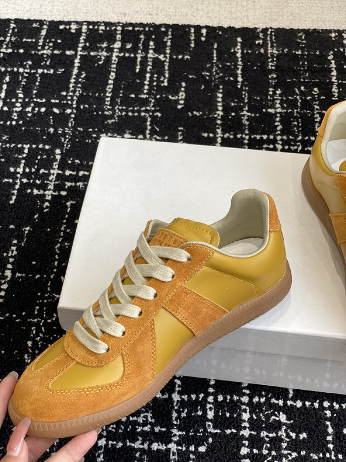 MAISON MARGIELA CALFSKIN S57WS0275