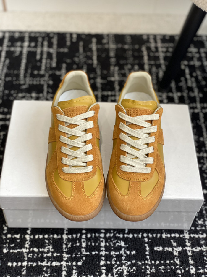 MAISON MARGIELA CALFSKIN S57WS0275