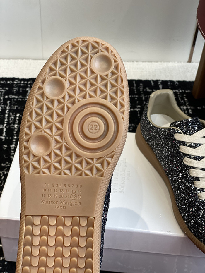 MAISON MARGIELA CALFSKIN S57WS0312