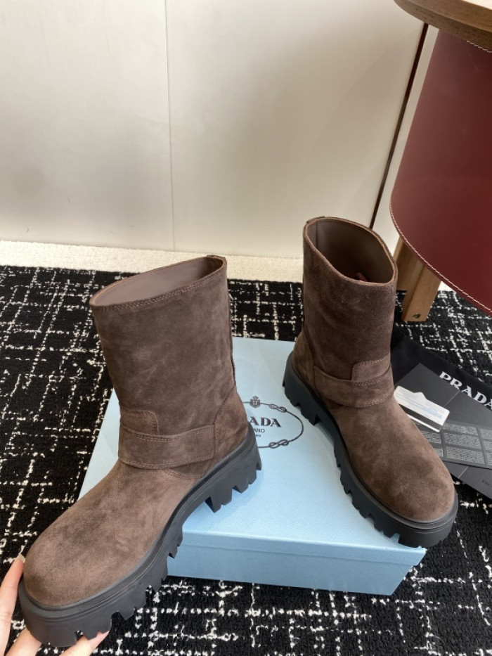PRAD* boots P227