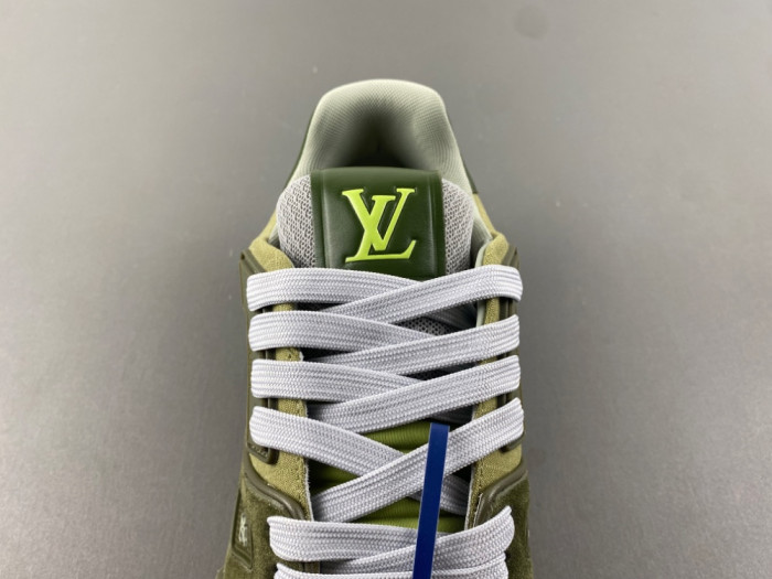 LV snekaers L0000619