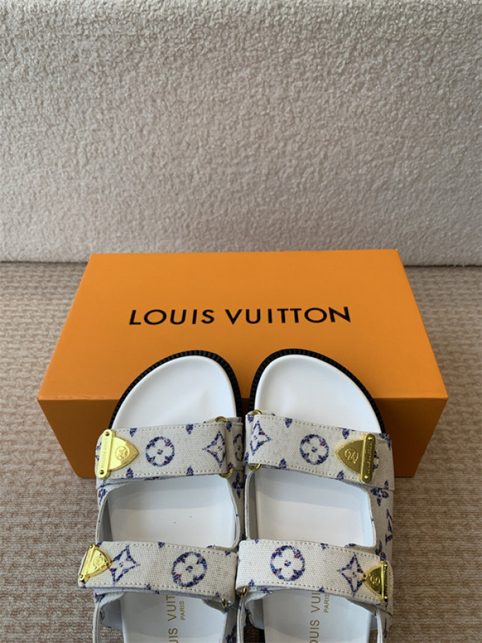 L&V sandal 203