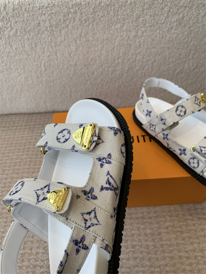 L&V sandal 203