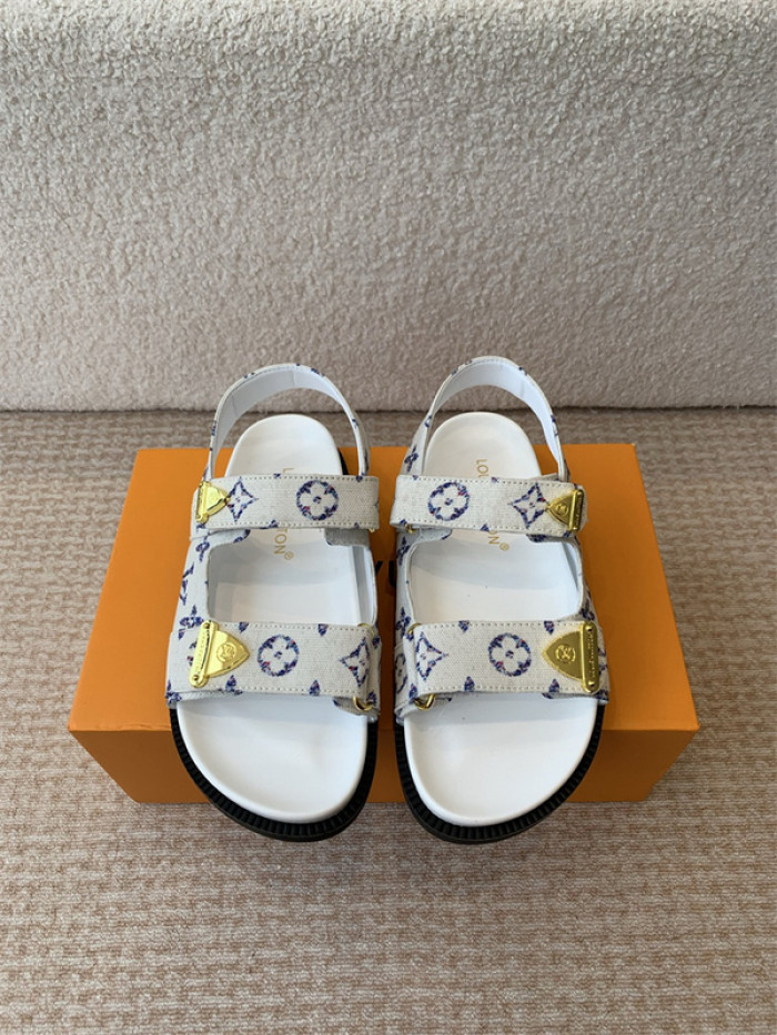 L&V sandal 203