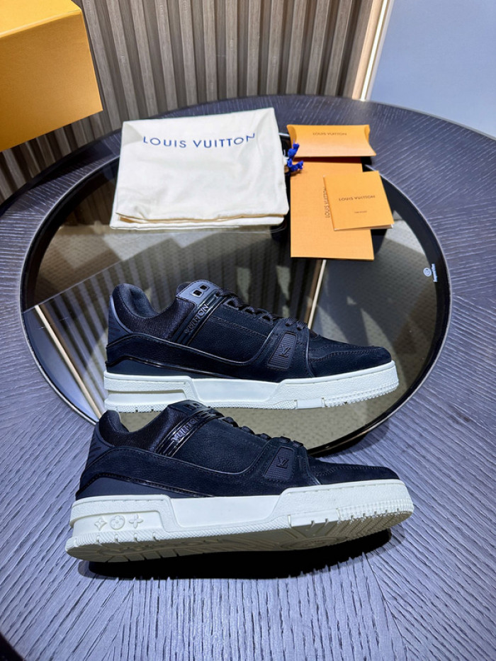 LV snekaers L0000398