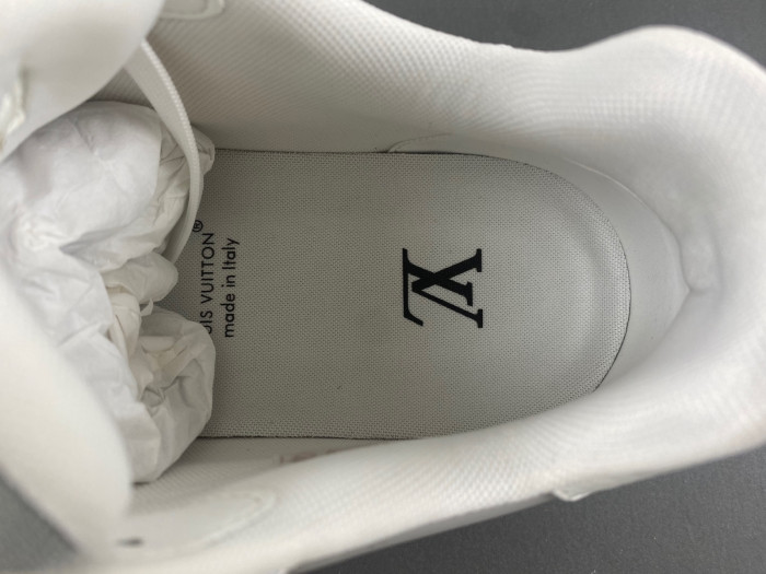 LV snekaers L0000539