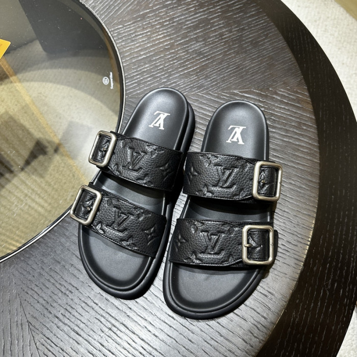 L&V sandal 216