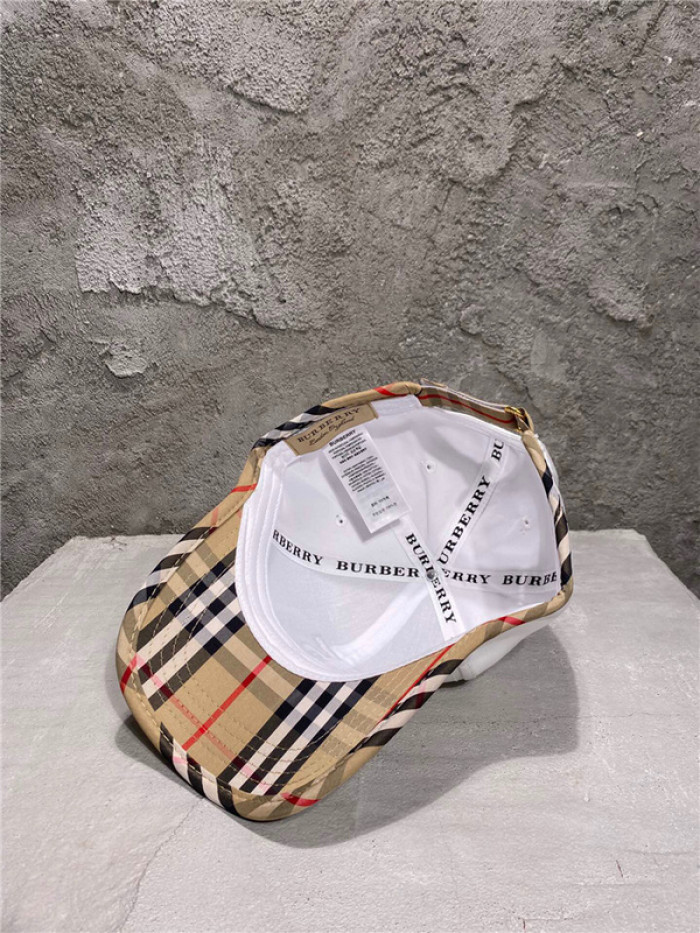BURB*RRY HAT