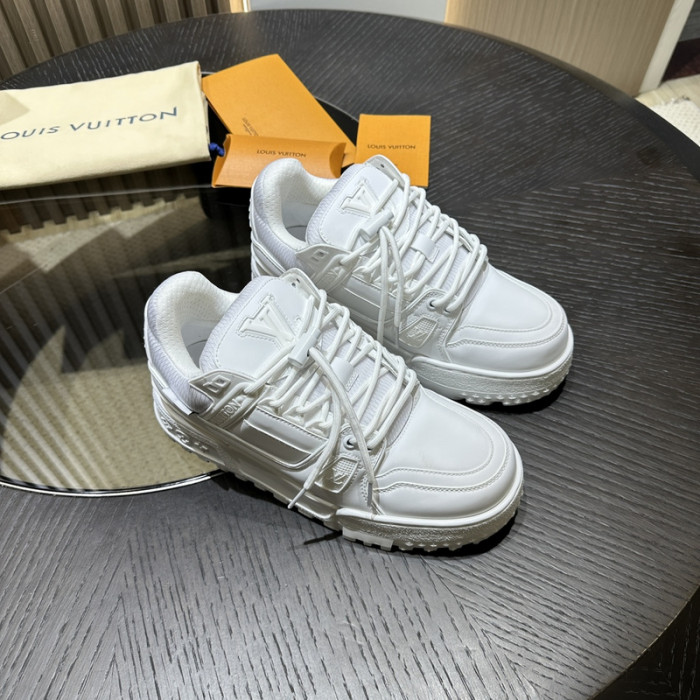 LV snekaers L0000468