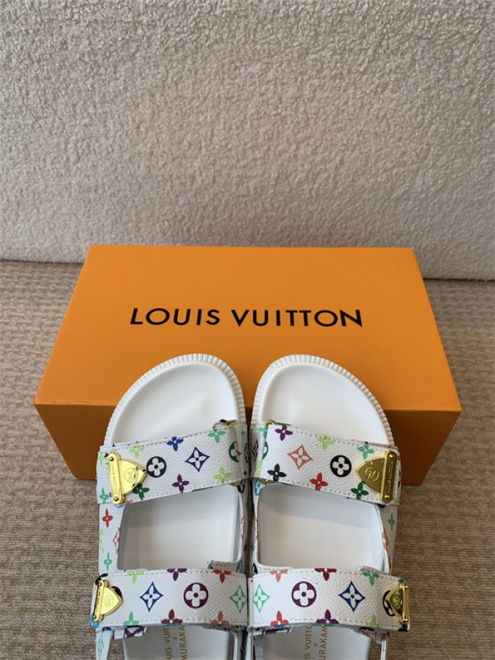L&V sandal 208
