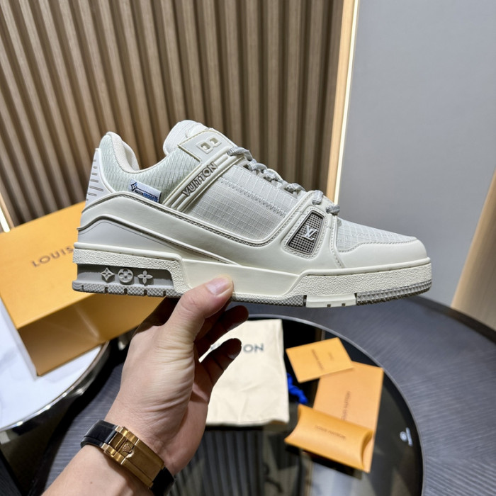 LV snekaers L0000447