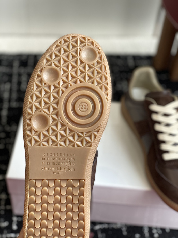 MAISON MARGIELA CALFSKIN S57WS0319