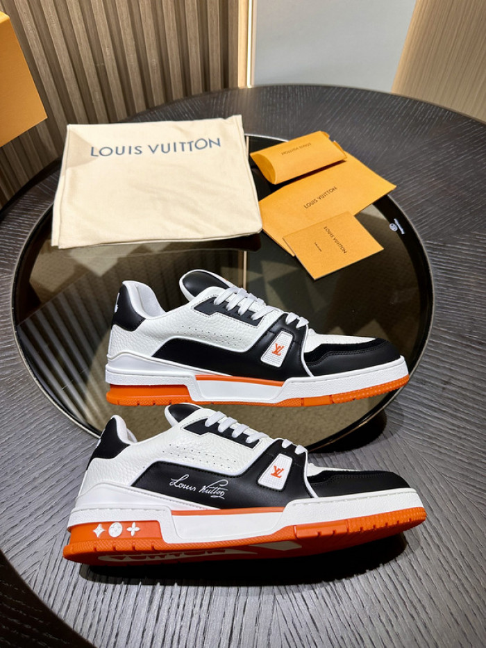 LV snekaers L0000378