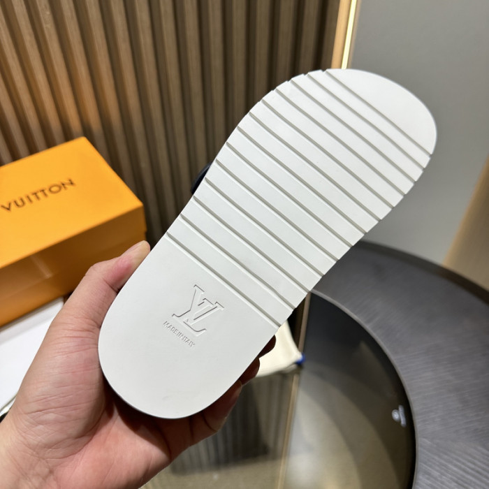 L&V sandal 150