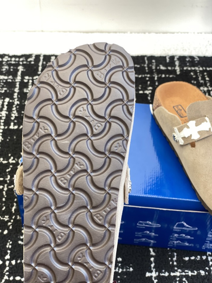 B1RKENSTOCK Sandals BK04